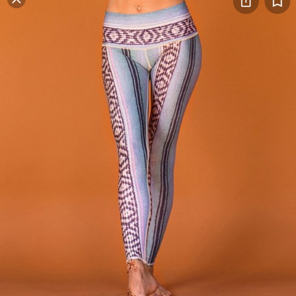 Teeki leggings